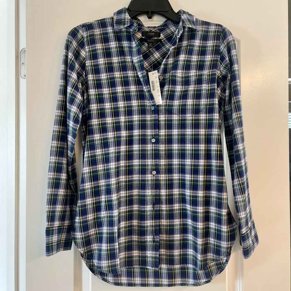 BNWT Plaid Top